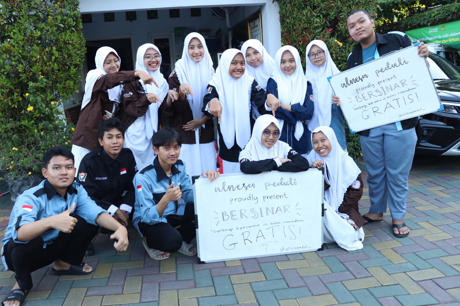 Tanamkan Nilai Saling Berbagi Siswa Man Yogyakarta Berbagi Buka